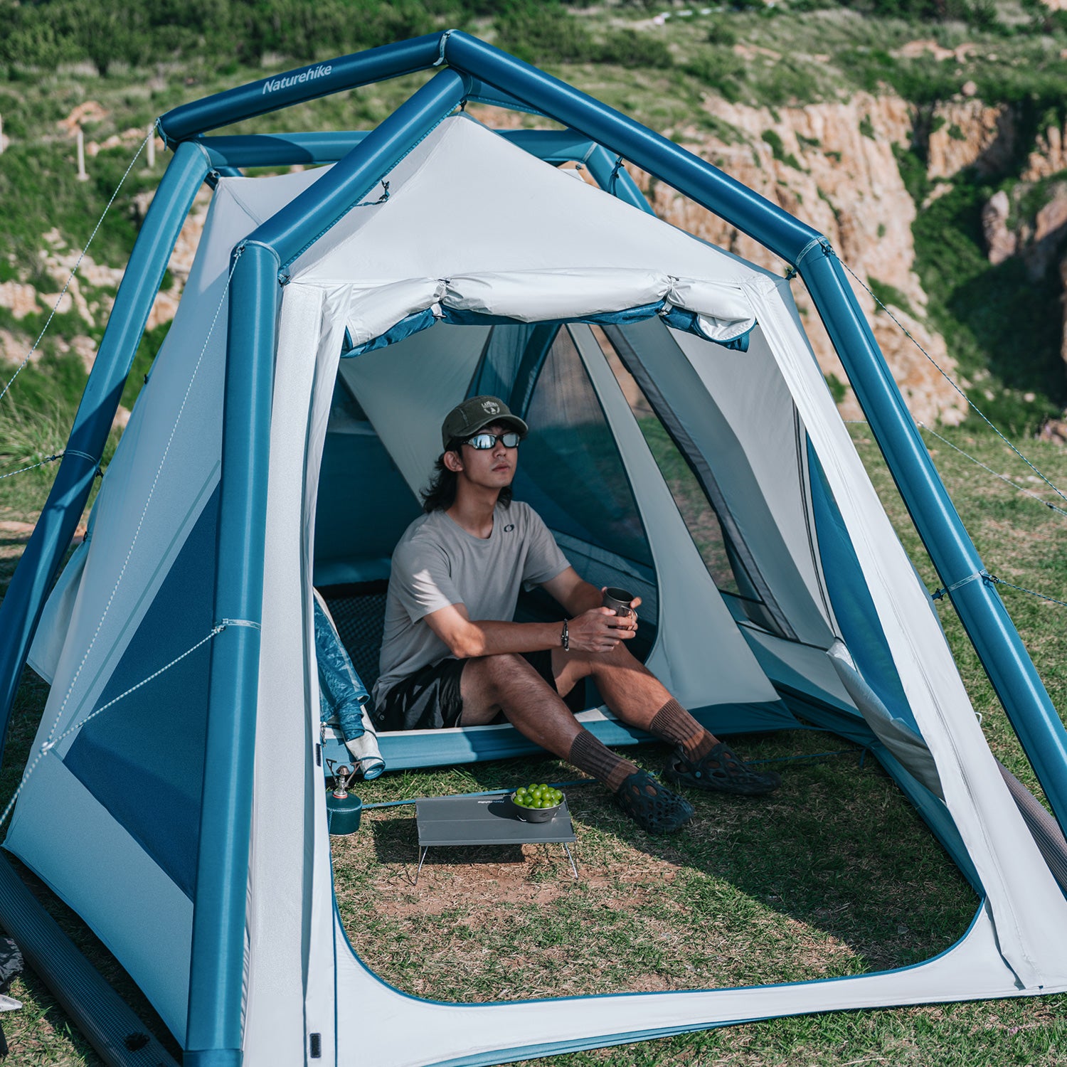 Lingfeng Air 7.3 Lightweight Inflatable Tent Naturehike