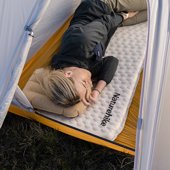 An image of a Naturehike Yugu Ultralight Self-Inflating Pad by Naturehike official store